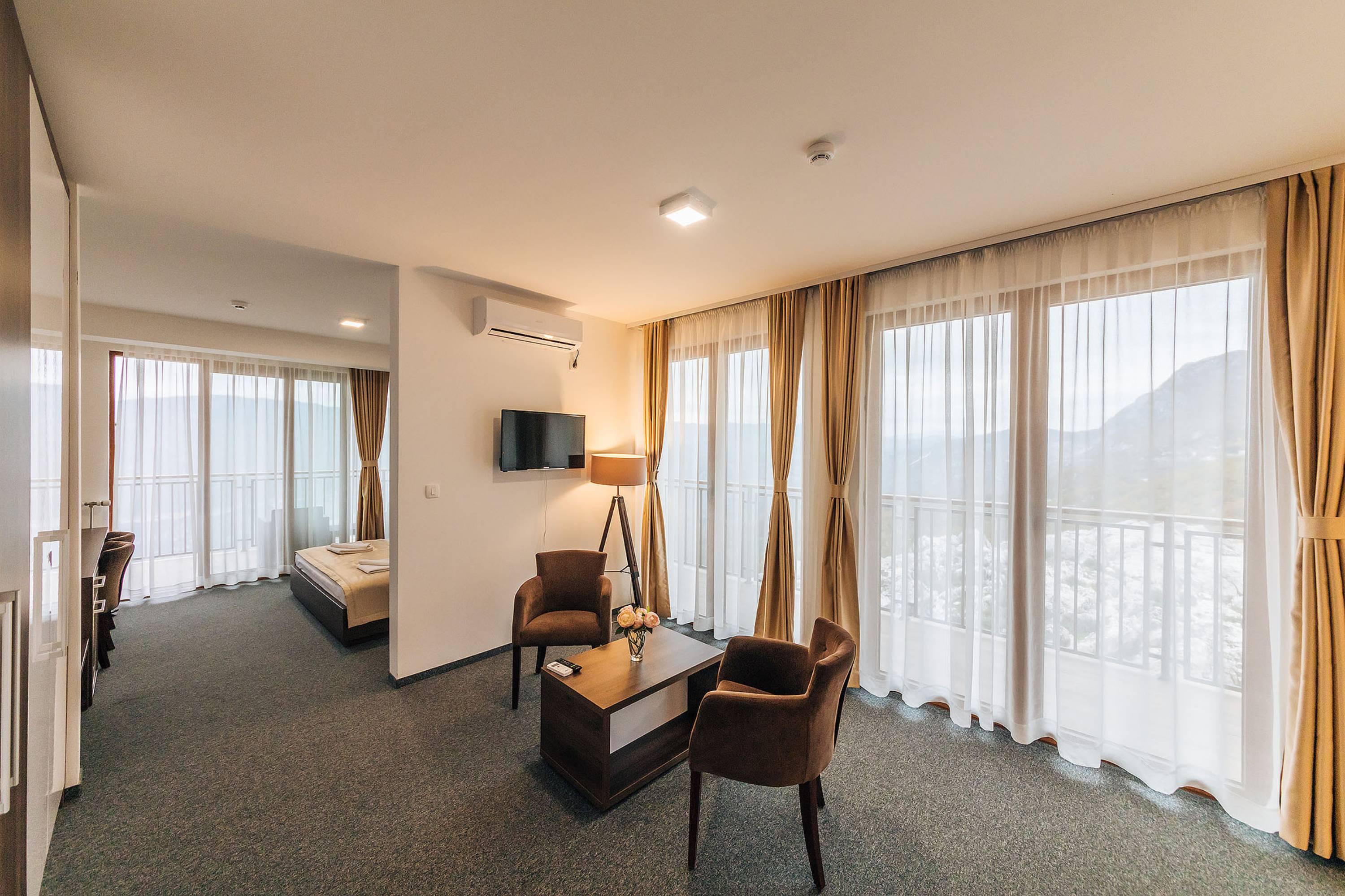 Hotel Sokoline Mandici Εξωτερικό φωτογραφία